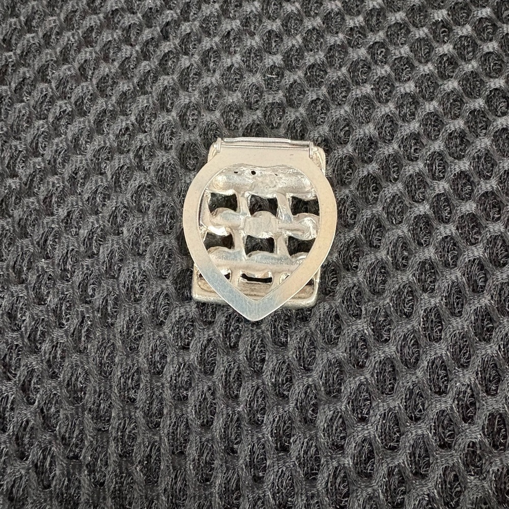 Heritage Silver Lattice Scarf Clip | Timeless Equestrian Aesthetic - Picture 3 of 10